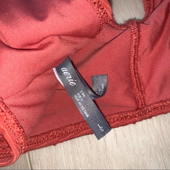 Aerie Bikini Top Women’s Size‎ Large Peach Coral Crochet  Keyhole High Neck - Picture 6 of 7